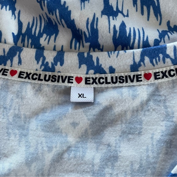 Exclusive blue and white long sleeve Top size XL - Picture 6 of 8